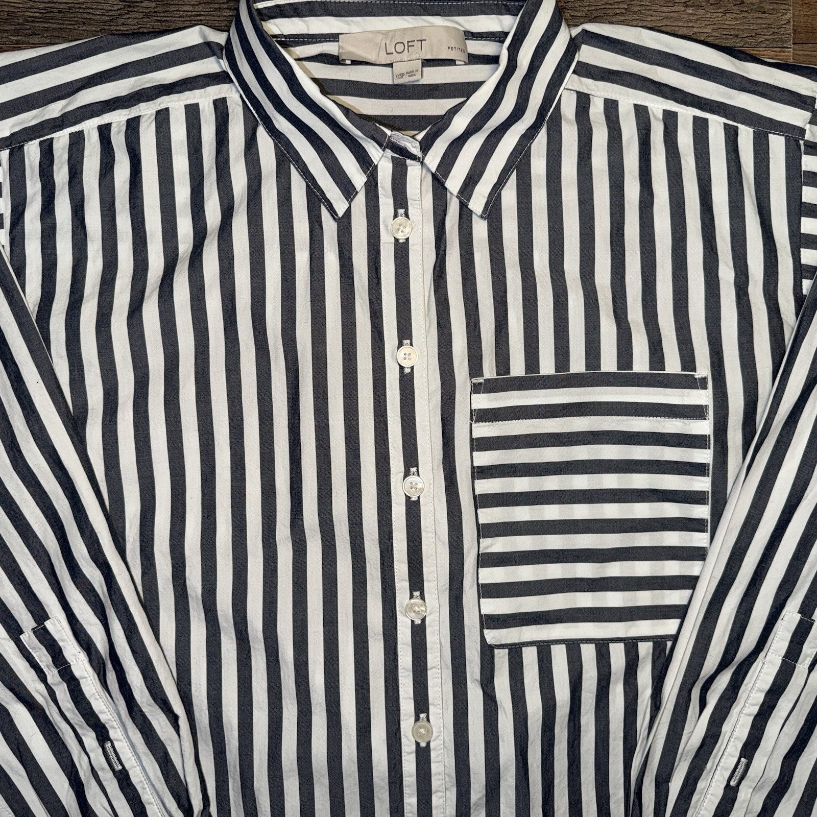 Loft Women’s Blouse Button Down Black & White Striped Petite Xxs